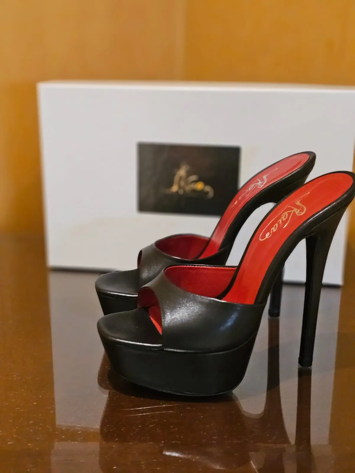 Double Sole Black Loose